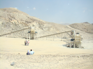 礦山破碎生產線選擇顎式破碎機有多重要